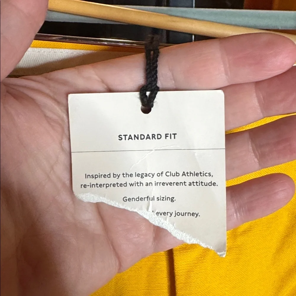 NWT Banana Republic Athletics Marigold Yellow Bermuda Shorts Sz 34 Cotton Summer
